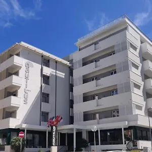 https://hotel-nautilus-cattolica.emilia-romagnahotels.net